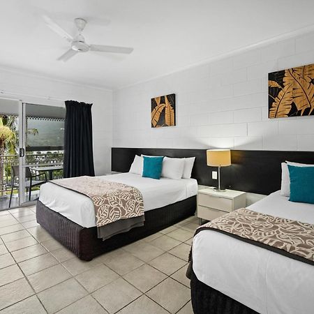 شاطئ إيرلي Colonial Palms Motor Inn المظهر الخارجي الصورة