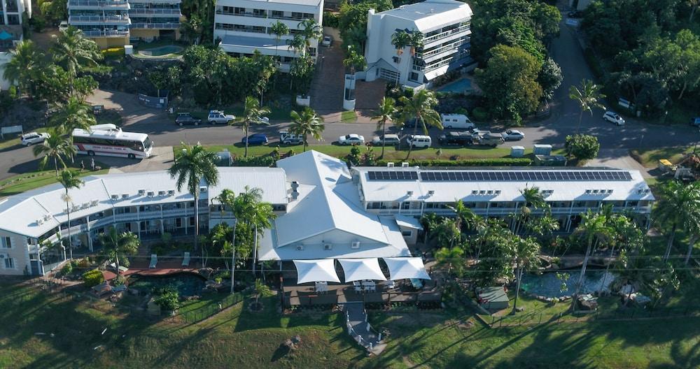 شاطئ إيرلي Colonial Palms Motor Inn المظهر الخارجي الصورة